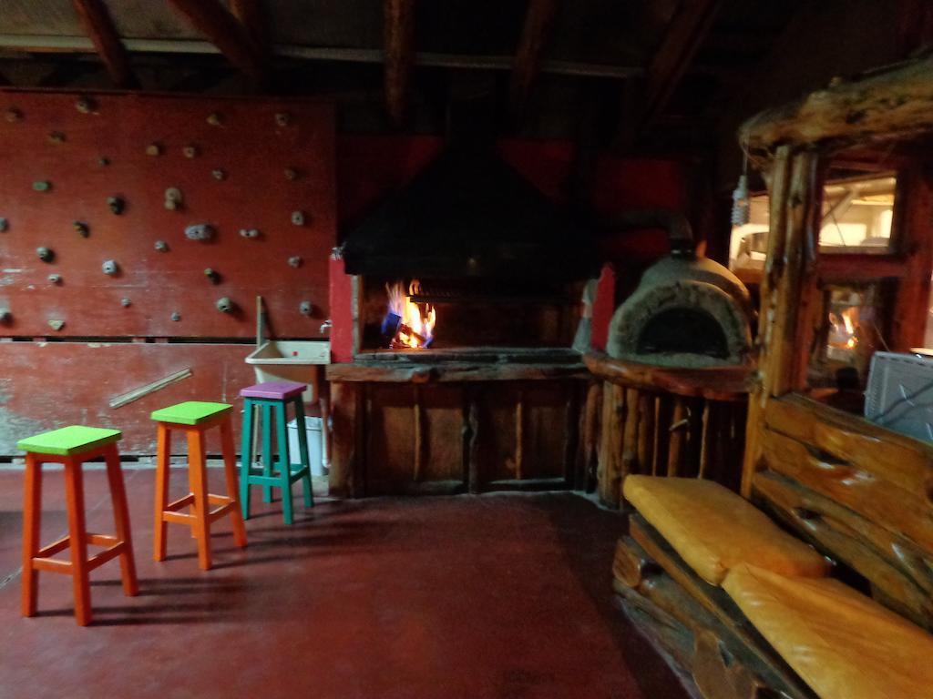 Wood House Hostel Bariloche Zewnętrze zdjęcie