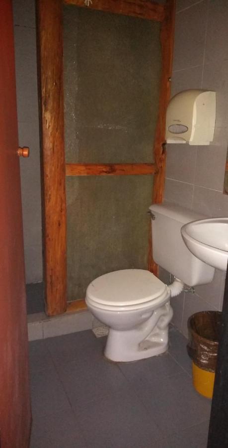 Wood House Hostel Bariloche Zewnętrze zdjęcie